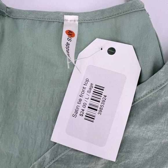 NWT Axis Apparel Tie Front mother of pearl Button Camisole Green Large tank top - Picture 5 of 8